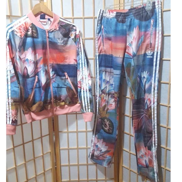 Sold💋 - Picture 2 of 6